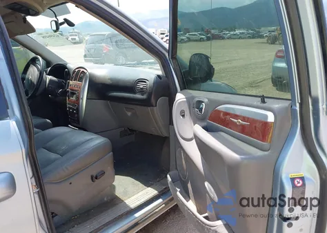 2005 Chrysler Town & Country Limited from USA, damaged, VIN 2C8GP64L05R365310